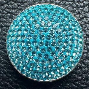 Magnolia and Vine 30mm Grand Dazzle Aqua Snap